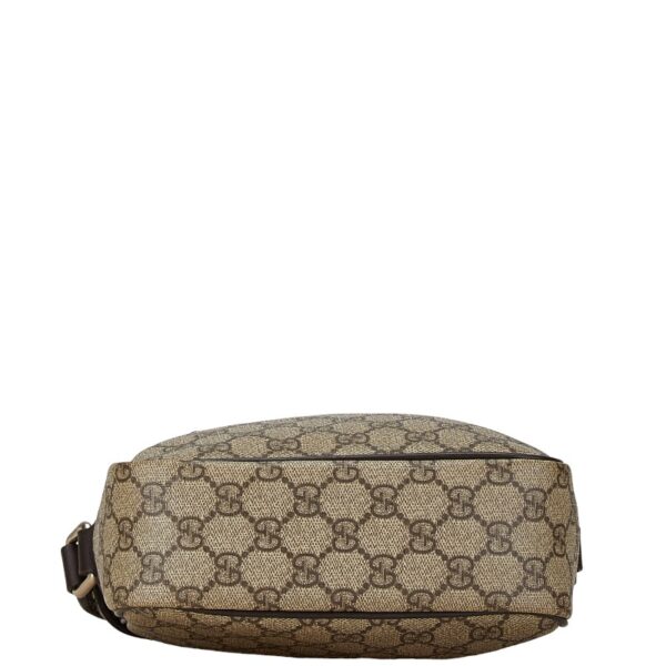 222 65595 4 Gucci GG Supreme Shoulder Bag Khaki