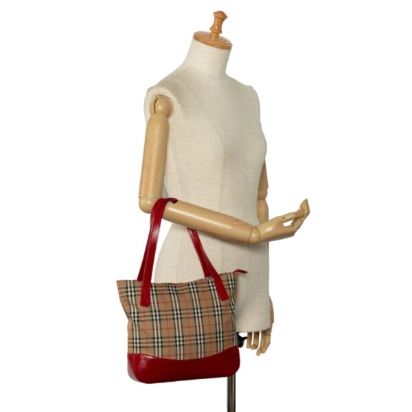 228 37377 9 Burberry Nova Check Shadow Horse Tote Bag Beige Red