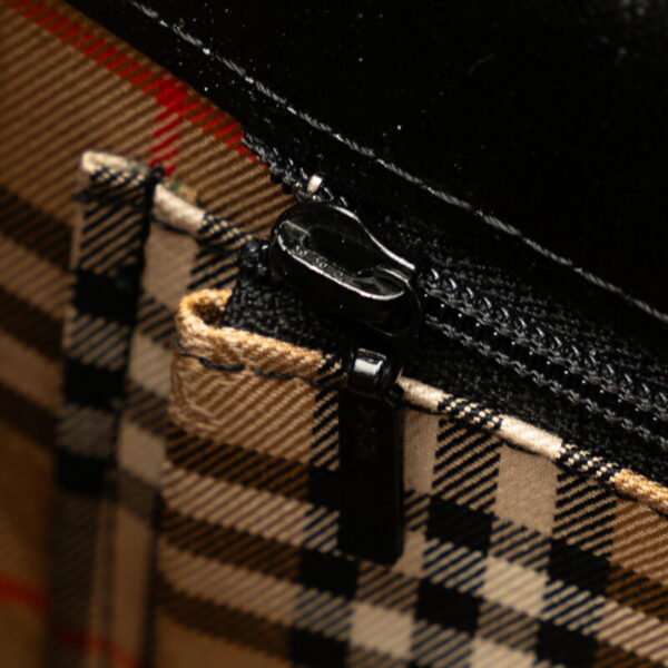 228 37450 7 Burberry Nova Check Shadow Horse Shoulder Bag 2Way Black