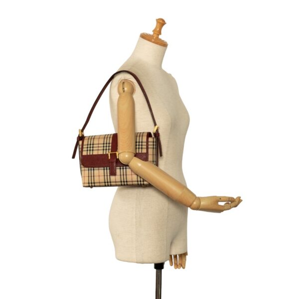 228 37451 8 Burberry Nova Check One Shoulder Bag Beige Multicolor