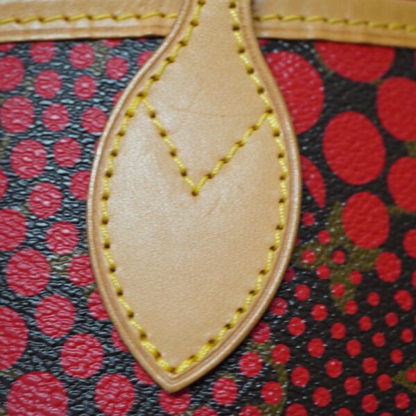 23 1620 11 Louis Vuitton Neverfull MM Yayoi Kusama Monogram Wave Tote Bag