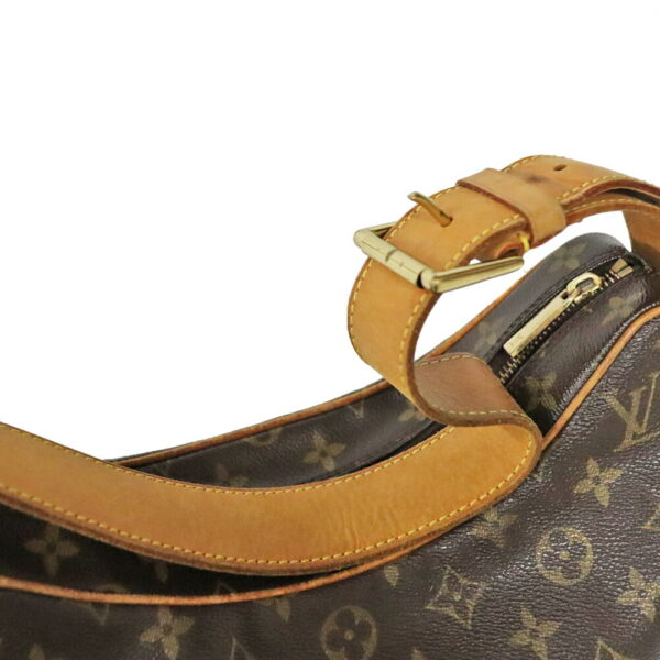 23 2231 11 Louis Vuitton Croissant MM Shoulder Bag