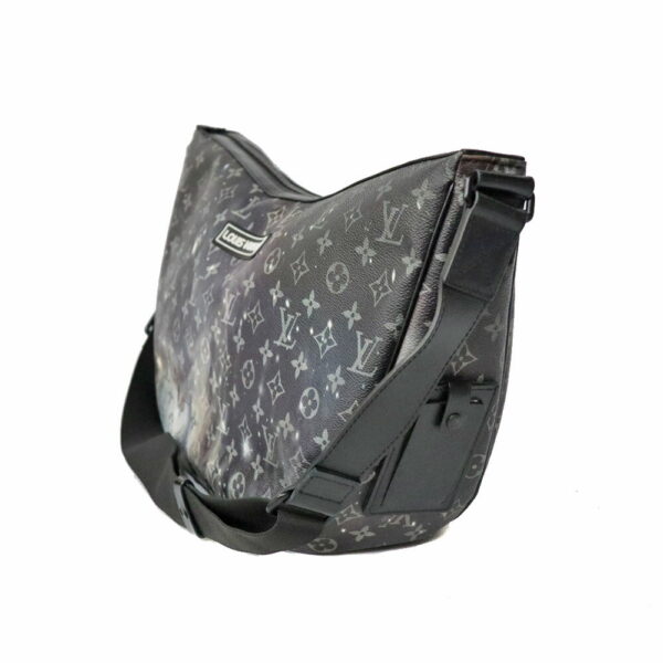 23 2243 2 Louis Vuitton Alpha Hobo Shoulder Bag Monogram Galaxy