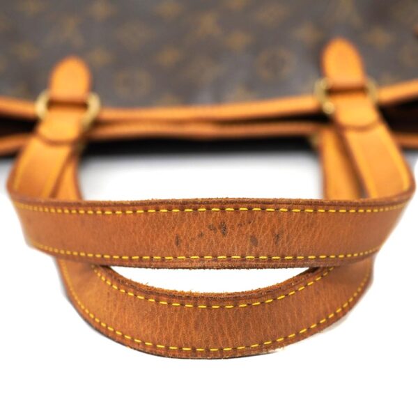 23 2572 7 Louis Vuitton Batignolles Horizontal Handbag Monogram Canvas Brown