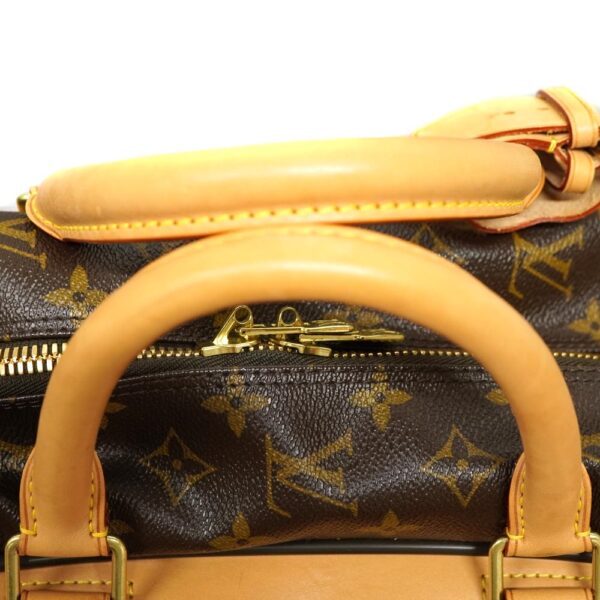 23 3670 7 Louis Vuitton Eor 50 Carry Bag Monogram Canvas