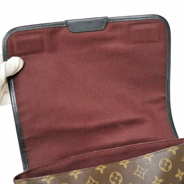 23 4164 10 Louis Vuitton Buzz MM Shoulder Bag