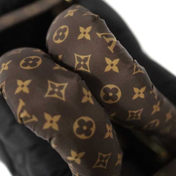 23 4399 7 Louis Vuitton On the Go MM LV Pillow Handbag