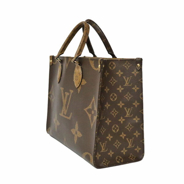 23 4405 2 Louis Vuitton On the Go MM 2way Handbag Monogram