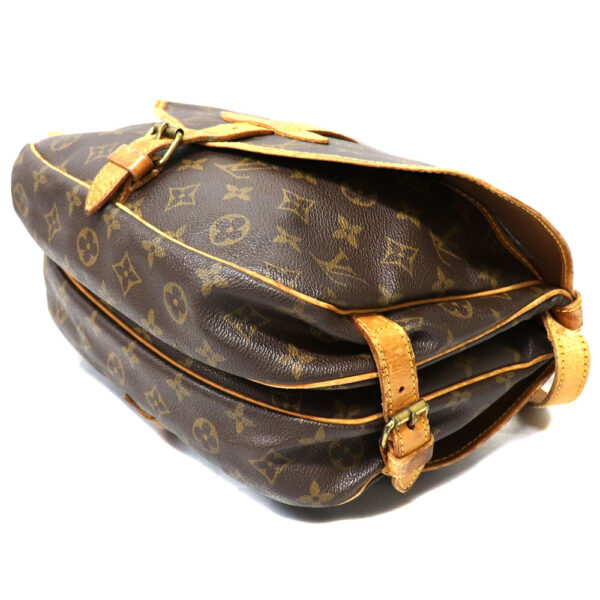 23 4572 6 Louis Vuitton Saumur Monogram Bag