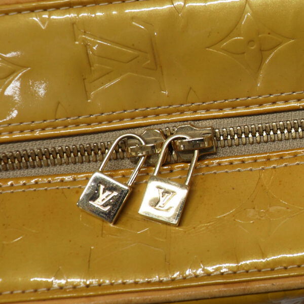 23 4745 11 Louis Vuitton Tompkins Square Bag