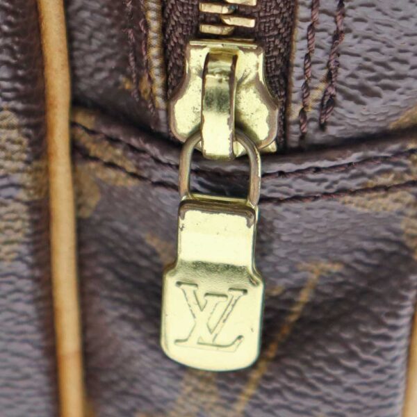 23 5163 10 Louis Vuitton Amazon Monogram Shoulder Bag