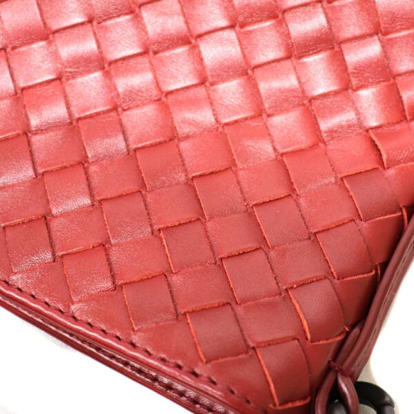 23 5275 10 Bottega Veneta Intrecciato Shoulder Bag Red