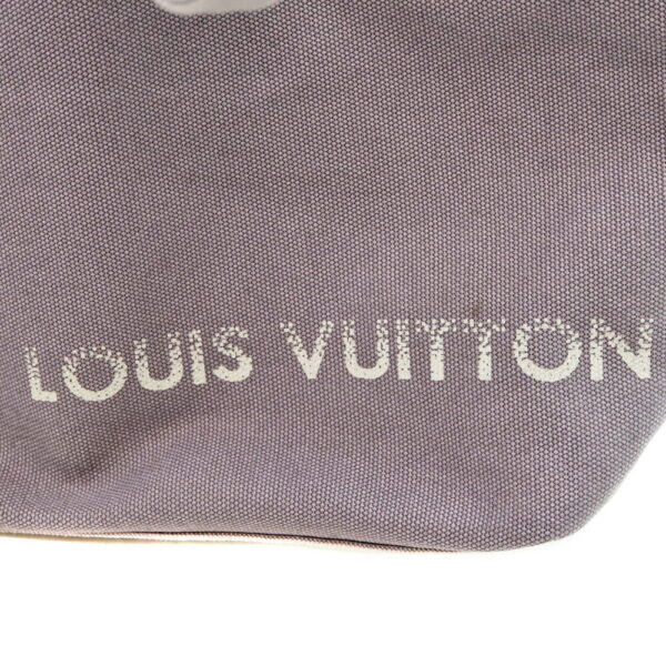 23 5394 8 Louis Vuitton Fondation Tote Bag Gray