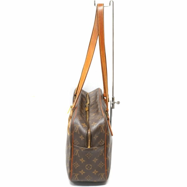 23 6107 4 Louis Vuitton Cité GM Shoulder Bag Monogram