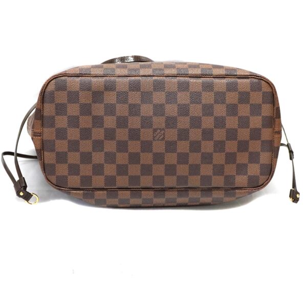 23 641 5 Louis Vuitton Neverfull MM Tote Bag Damier Canvas