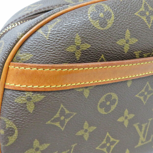 23 6411 6 Louis Vuitton Blois Monogram Shoulder Bag