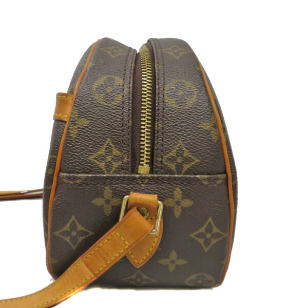 23 6426 3 Louis Vuitton Blois Monogram Shoulder Bag