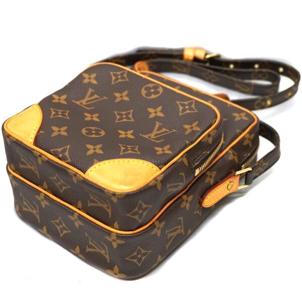 23 6927 6 Louis Vuitton Amazon Shoulder Bag Monogram