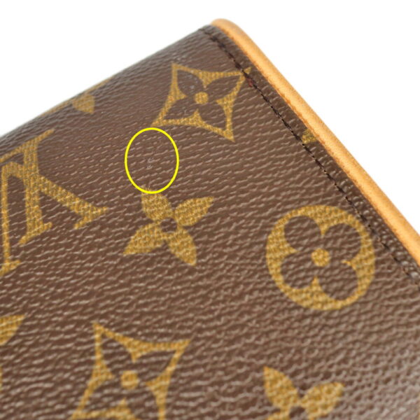 23 6946 8 Louis Vuitton Pochette Twin PM Monogram Shoulder Bag