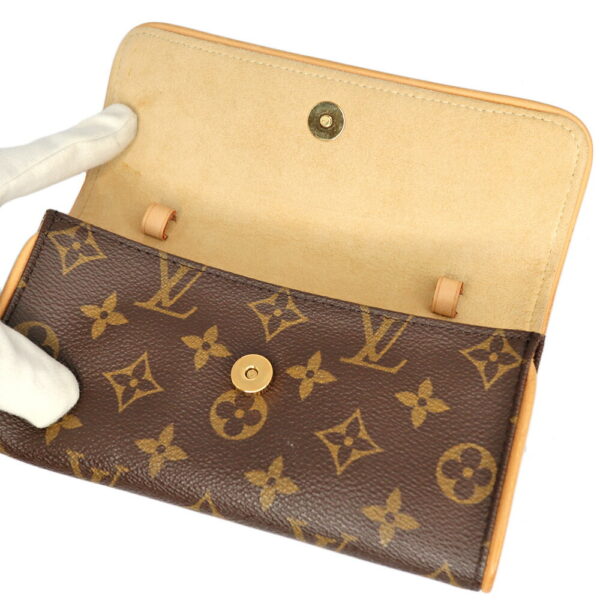 23 6946 9 Louis Vuitton Pochette Twin PM Monogram Shoulder Bag