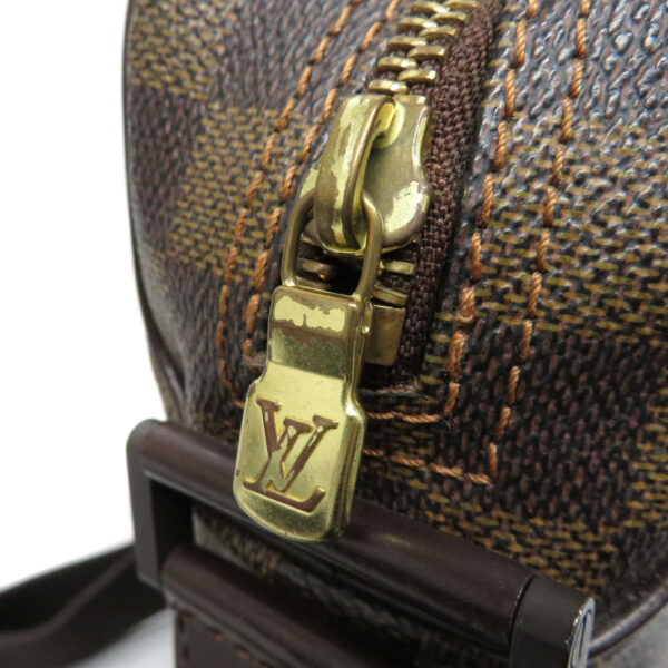 23 729505 Louis Vuitton Olaf PM Damier Shoulder Bag