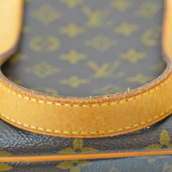 23 7541 12 Louis Vuitton Batignolles Horizontal Shoulder Bag Monogram