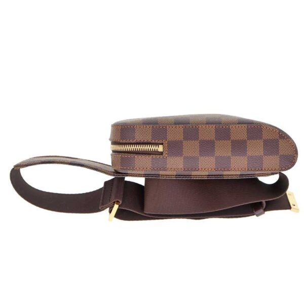 23 7933 5 Louis Vuitton Jeronimos Damier Body Bag