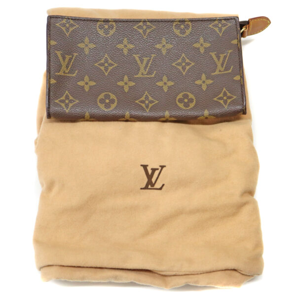 23 8184 12 Louis Vuitton Bucket GM Monogram Canvas Tote Bag