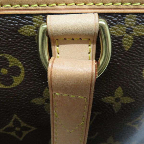 23 850814 Louis Vuitton Batignolles Horizontal Monogram Tote Bag