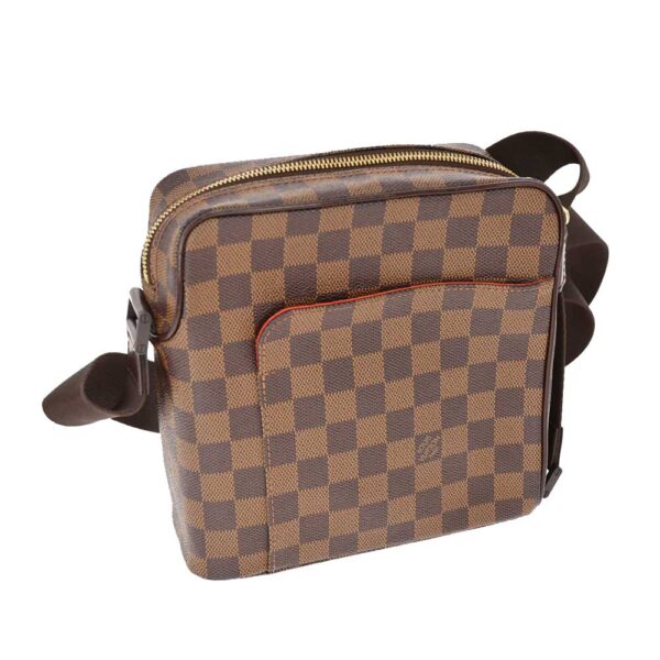 23 8703 1 Louis Vuitton Olaf PM Damier Shoulder Bag