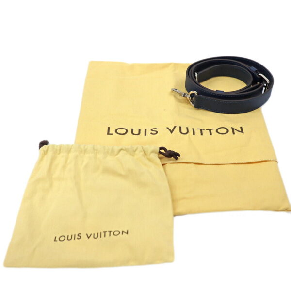 23 8741 20 Louis Vuitton Porte de Cumain Business Bag