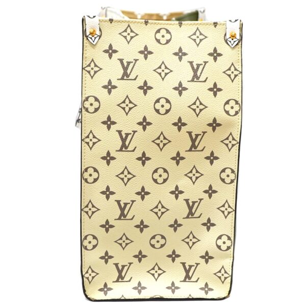 23 9012 4 Louis Vuitton On the Go GM Monogram Giant Tote Bag