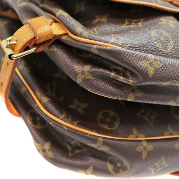 23 9979 6 Louis Vuitton Saumur 30 Monogram Canvas Shoulder Bag Brown