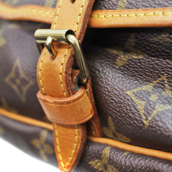 23 9979 8 Louis Vuitton Saumur 30 Monogram Canvas Shoulder Bag Brown