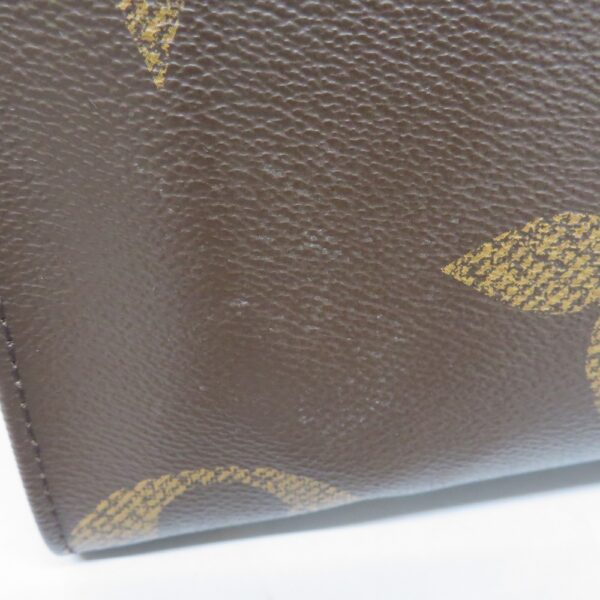 230200417 Louis Vuitton On the Go MM 2Way Monogram Handbag Brown