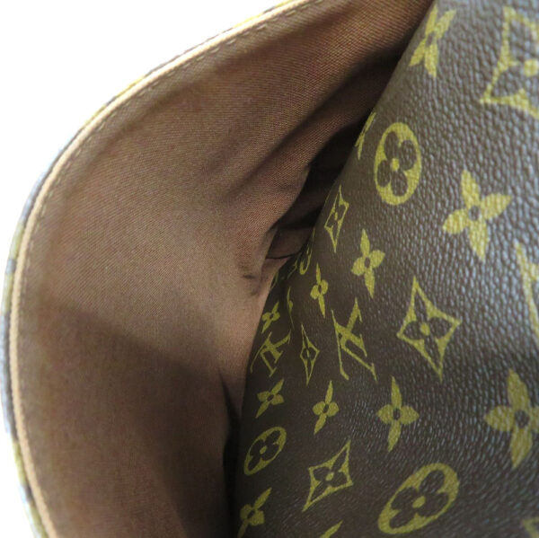 230486713 Louis Vuitton Totally PM Monogram Tote Bag