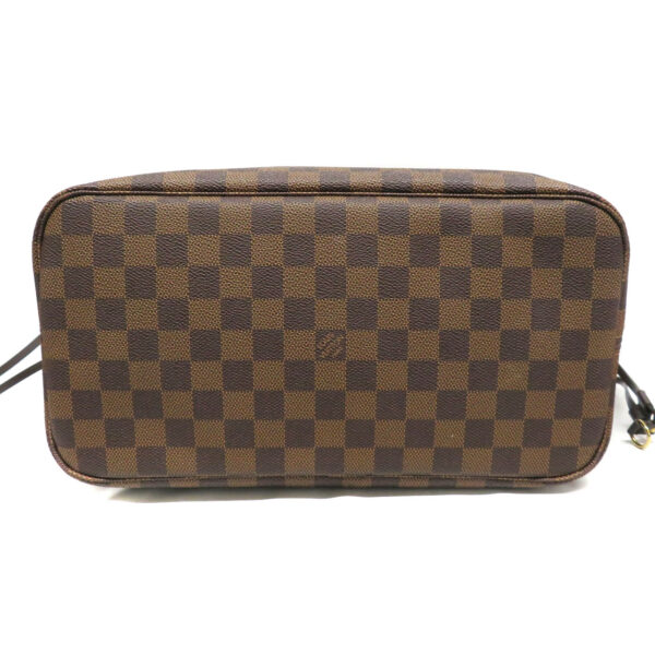 23050465 Louis Vuitton Neverfull MM Damier Tote Bag