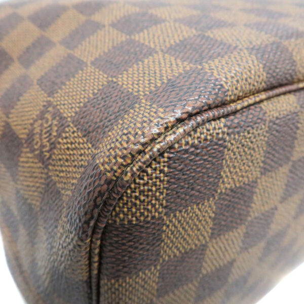 23050467 Louis Vuitton Neverfull MM Damier Tote Bag