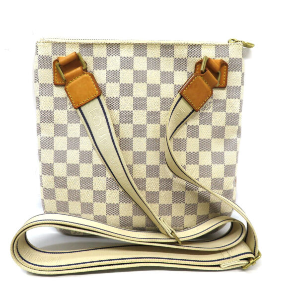 23052052 Louis Vuitton Pochette Bosphore Damier Handbag