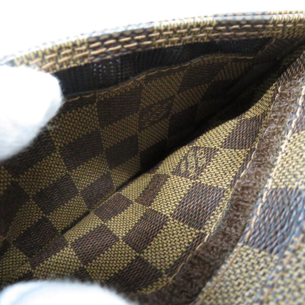 23052067 Louis Vuitton Jeronimos Early Model Damier Body Bag