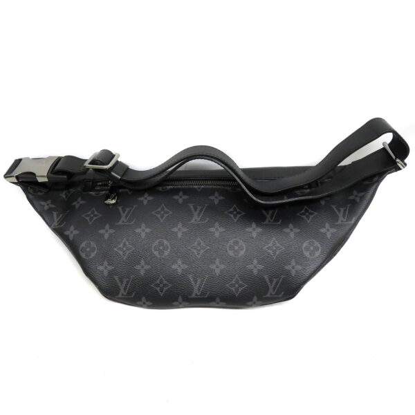 23063362 Louis Vuitton Discovery Bum Bag Monogram