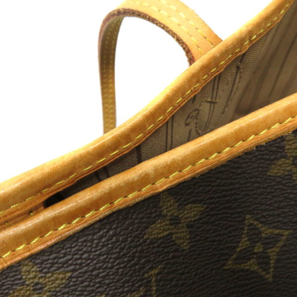 230668914 Louis Vuitton Neverfull GM Monogram Tote Bag