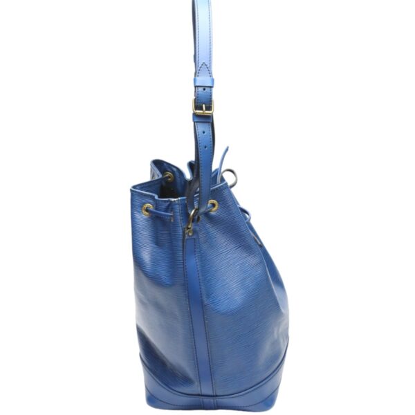 2308190002007 3 Louis Vuitton Noe Drawstring Shoulder Bag Epi Leather Blue