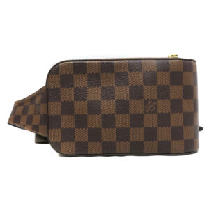 23086031 Louis Vuitton Monogram Canvas Papillon 28