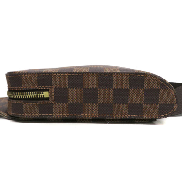 23086034 Louis Vuitton Jeronimos Damier Body Bag