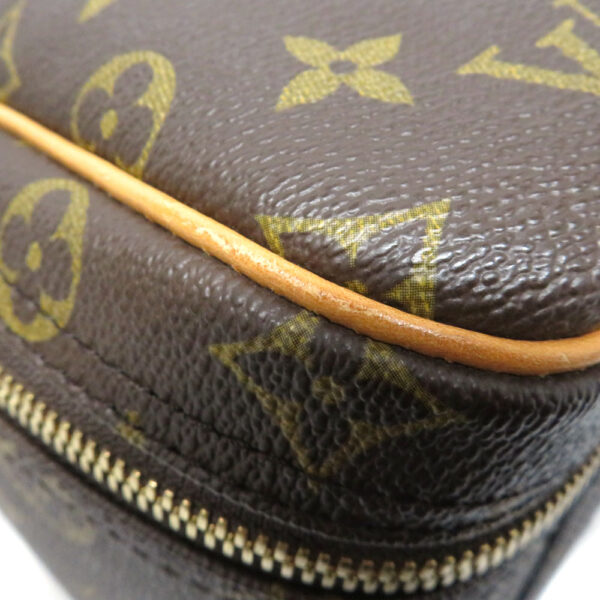 24 10103 Louis Vuitton Excursion Monogram Handbag