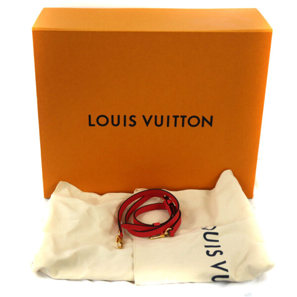 24 138614 Louis Vuitton Retiro Bag