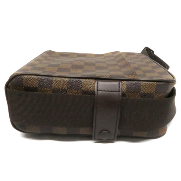 24 199503 Louis Vuitton Olaf PM Damier Shoulder Bag