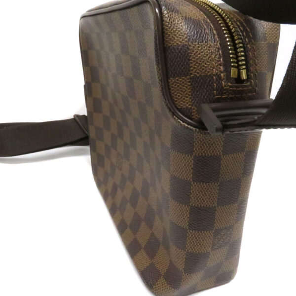 24 199511 Louis Vuitton Olaf PM Damier Shoulder Bag