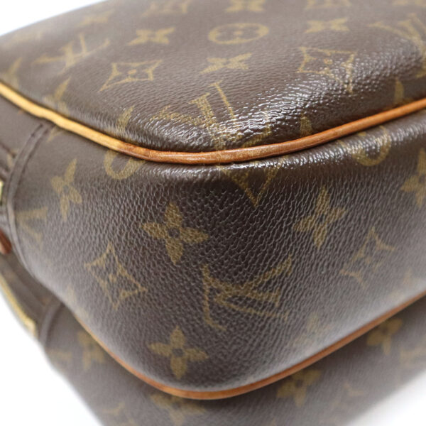 24 2097 5 Louis Vuitton Reporter Shoulder Bag